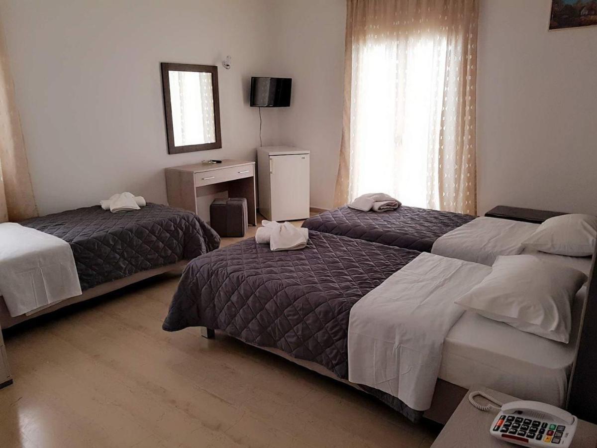 Nikos Hotel Karterados (Santorini) Exterior foto