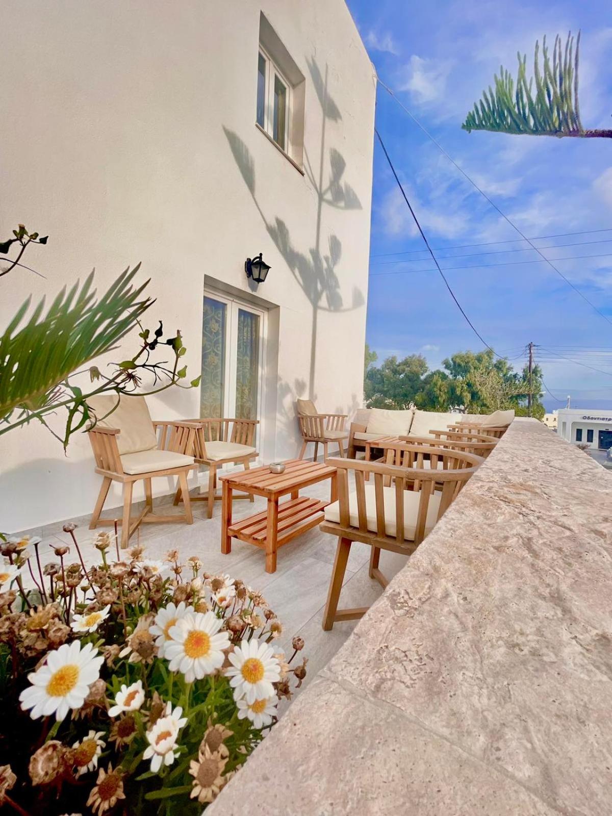 Nikos Hotel Karterados (Santorini) Exterior foto